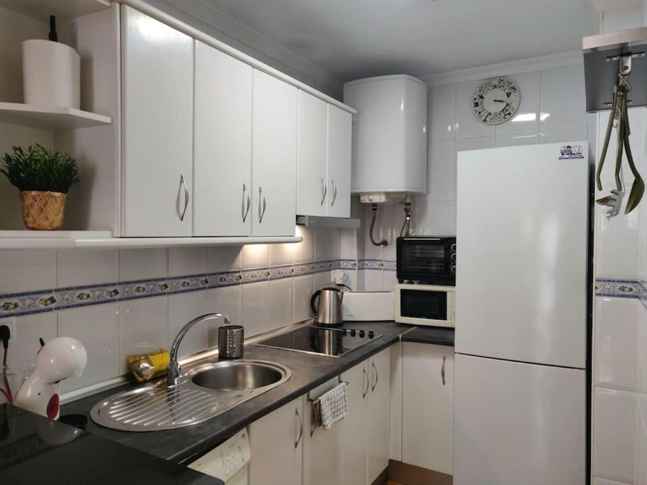 Apartamento Centrico En Fuengirola A 200 Metros De La Playa ภายนอก รูปภาพ